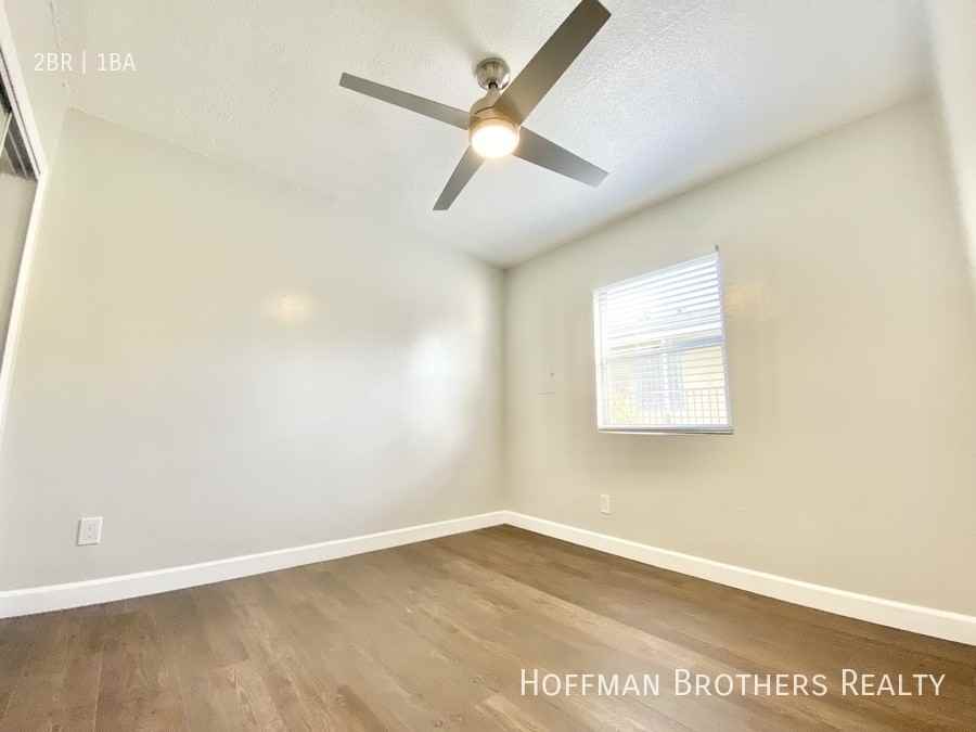 9450 S Western Ave #9 - Photo 6 of 8