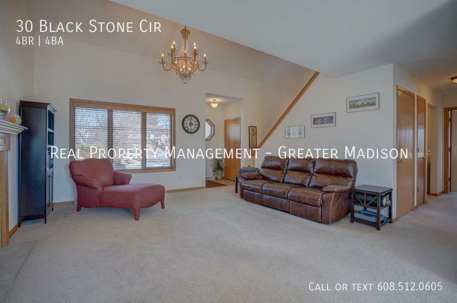 30 Black Stone Cir - Photo 3 of 32