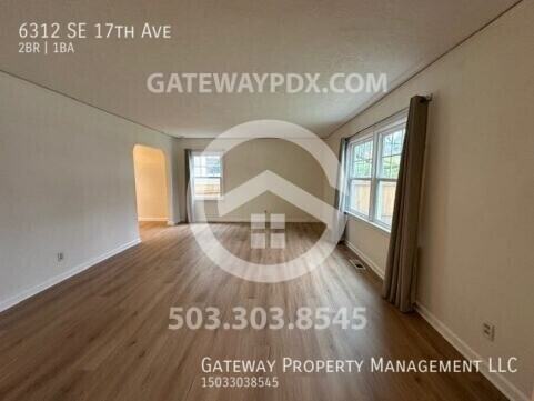 6312 Se 17th Ave - Photo 3 of 26