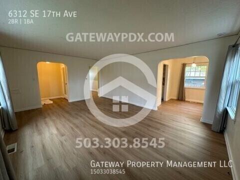 6312 Se 17th Ave - Photo 4 of 26