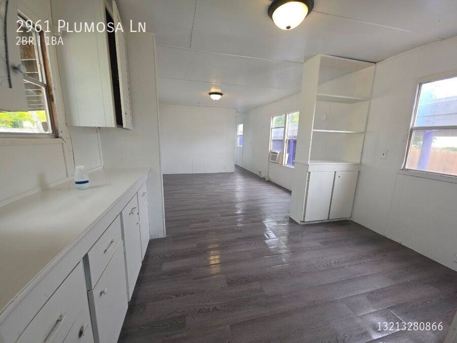2961 Plumosa Ln - Photo 2 of 20