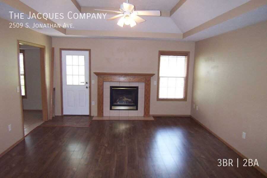 2509 S Jonathan Ave - Photo 6 of 18