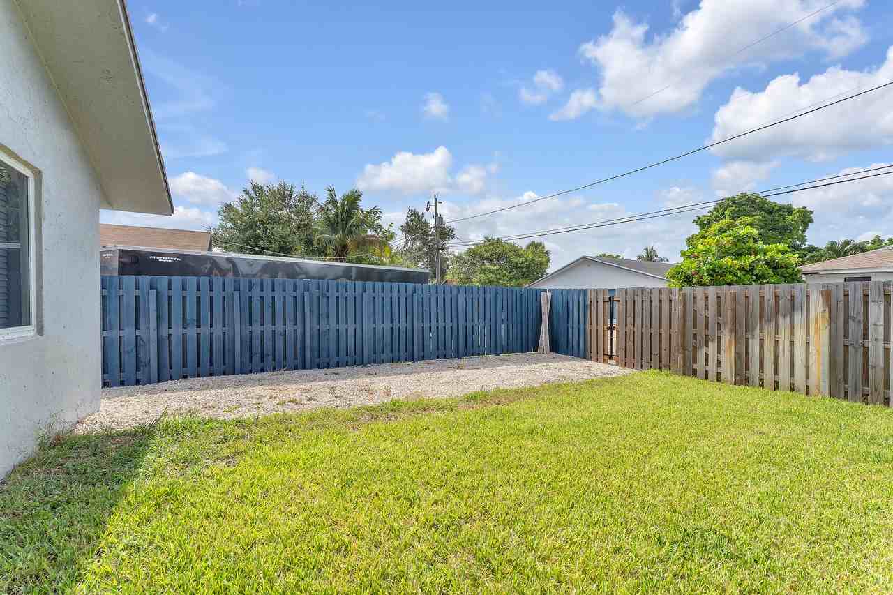 48 Sw 13th St #48 - Photo 5 of 20