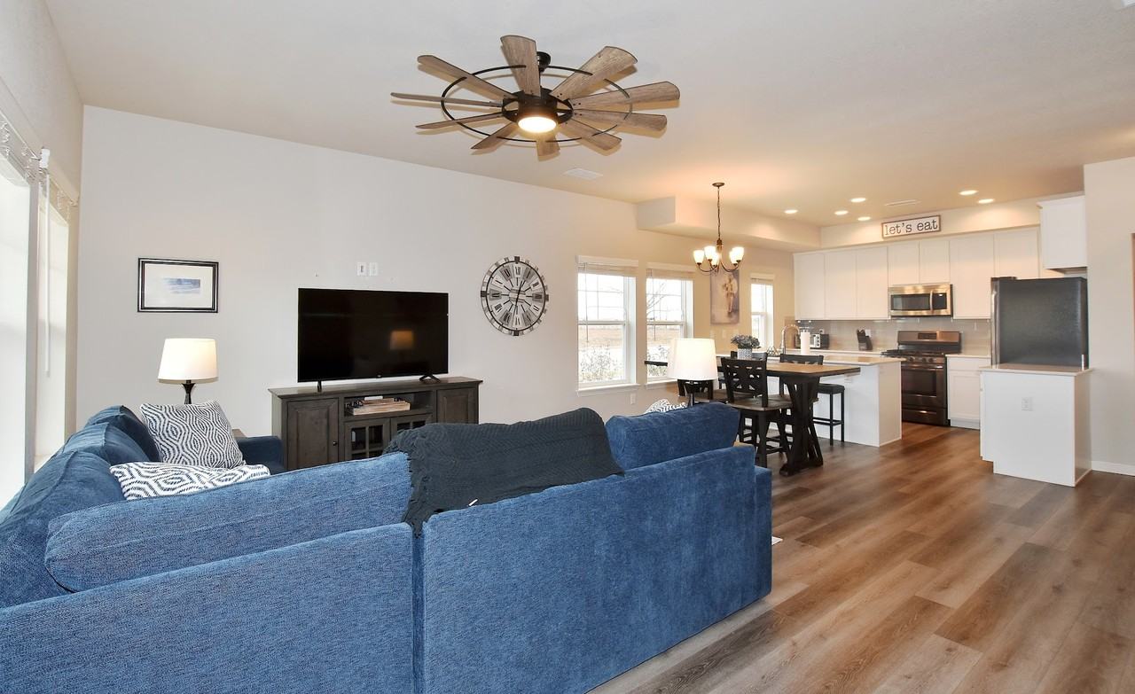 1688 Grand Ave #1 - Photo 3 of 23