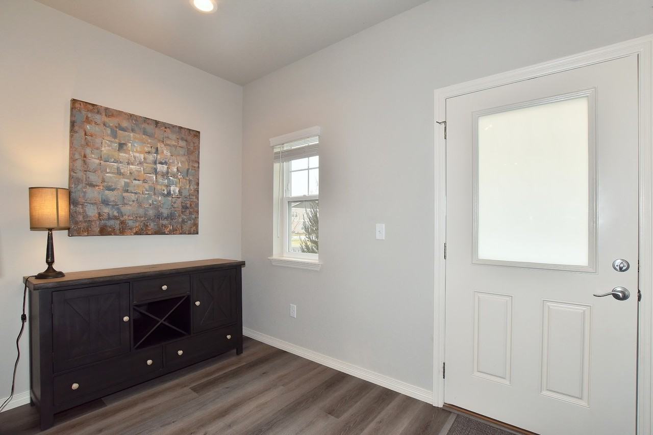 1688 Grand Ave #1 - Photo 4 of 23