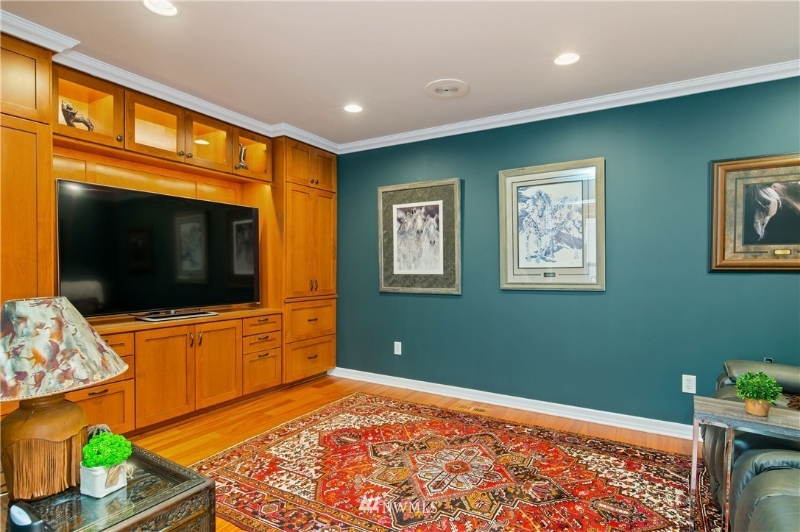 12707 54th Ave Nw - Photo 6 of 40