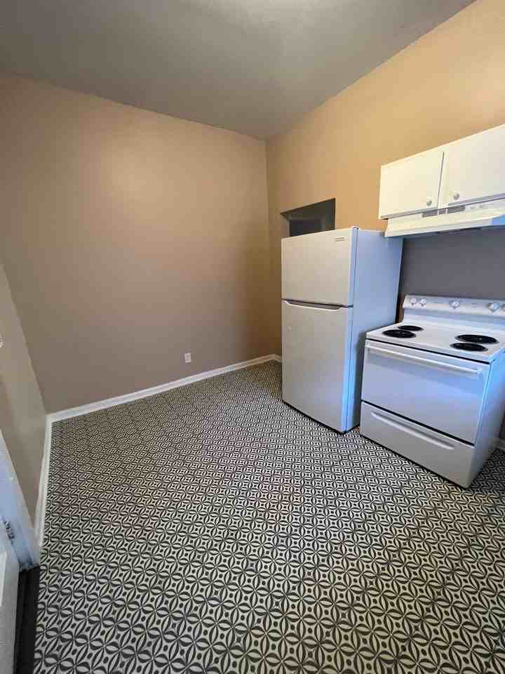 2806 Torbett St - Photo 5 of 18