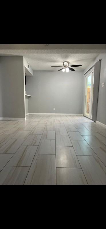 711 Harbour Town Dr #3 - Photo 6 of 12