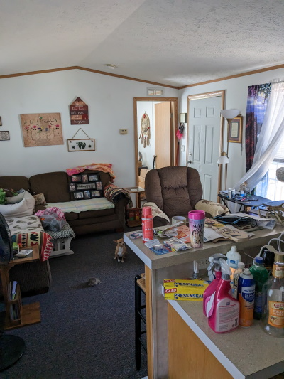 17068 Kathys Way - Photo 6 of 7