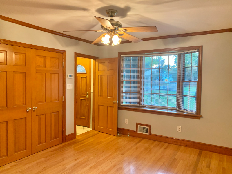 239 Grove St - Photo 5 of 11