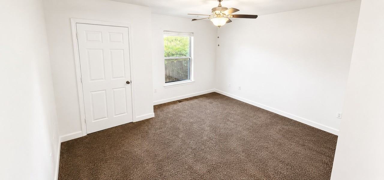 2401 Urban St - Photo 7 of 12