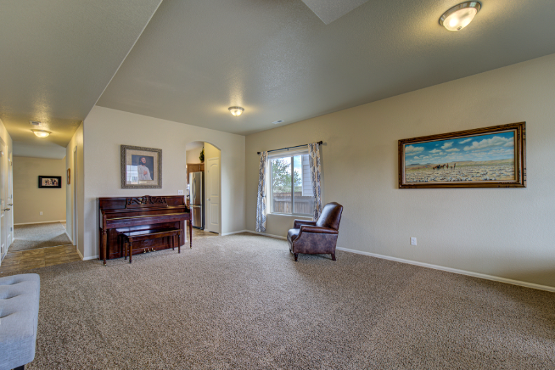 9711 Desert Lily Cir - Photo 5 of 50