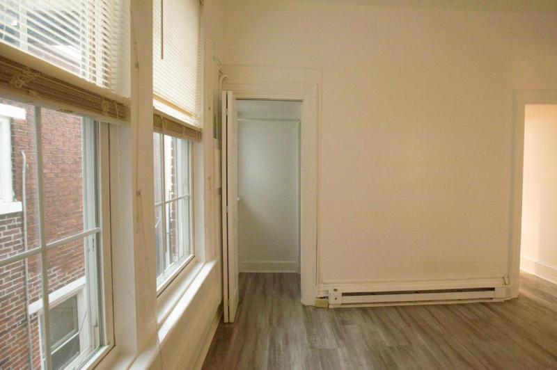 1406 N 2nd St #2R - Photo 4 of 6