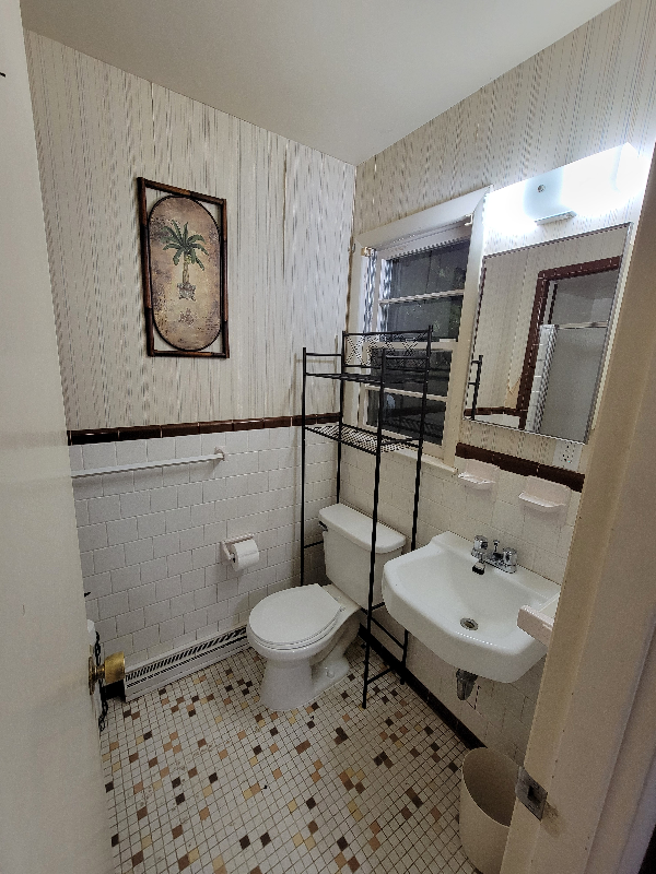 100 Archer Rd - Photo 7 of 26