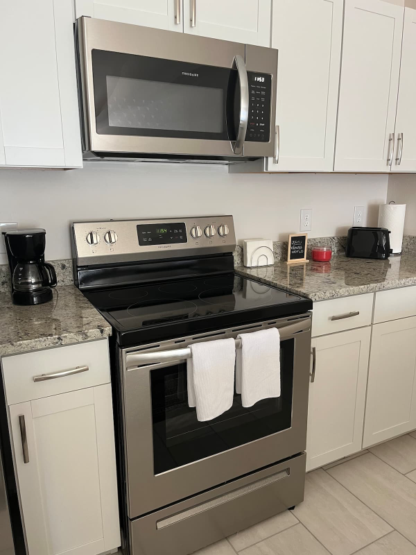 1305 Se 8th Pl #1305 - Photo 6 of 15