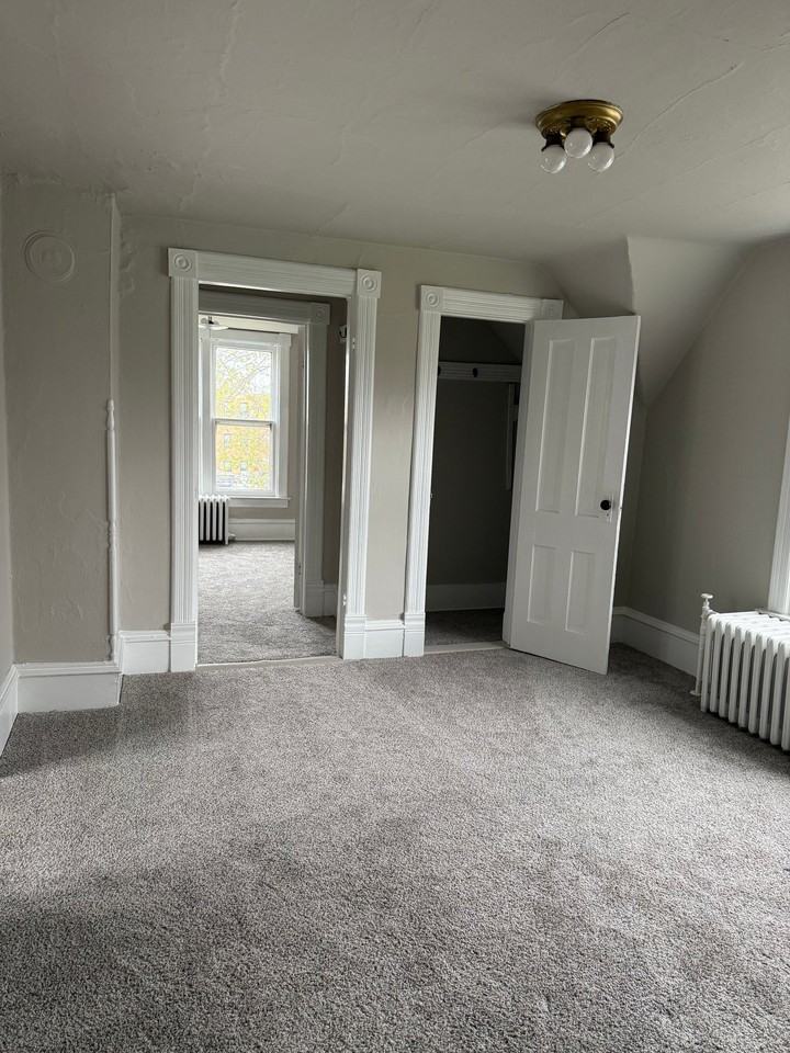 819 Bemidji Ave N #A - Photo 4 of 24