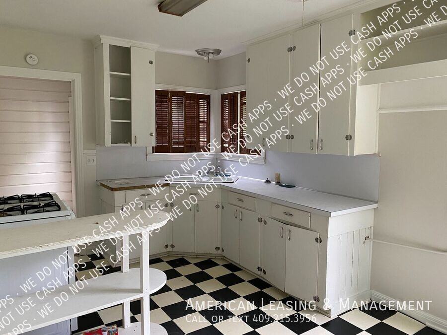 203 Lee Ln - Photo 4 of 15