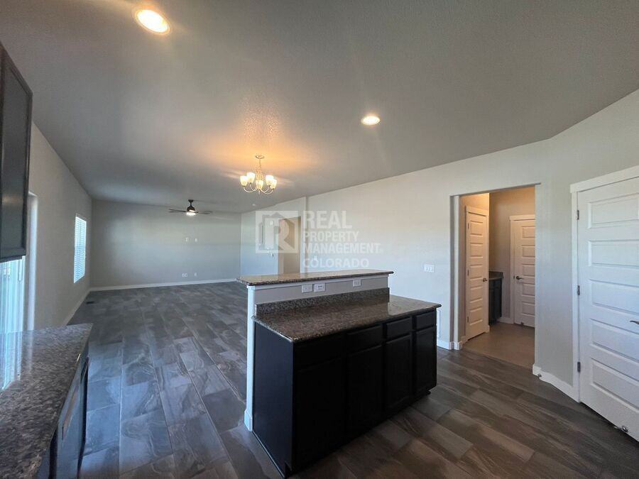1232 Chilcott St - Photo 6 of 24