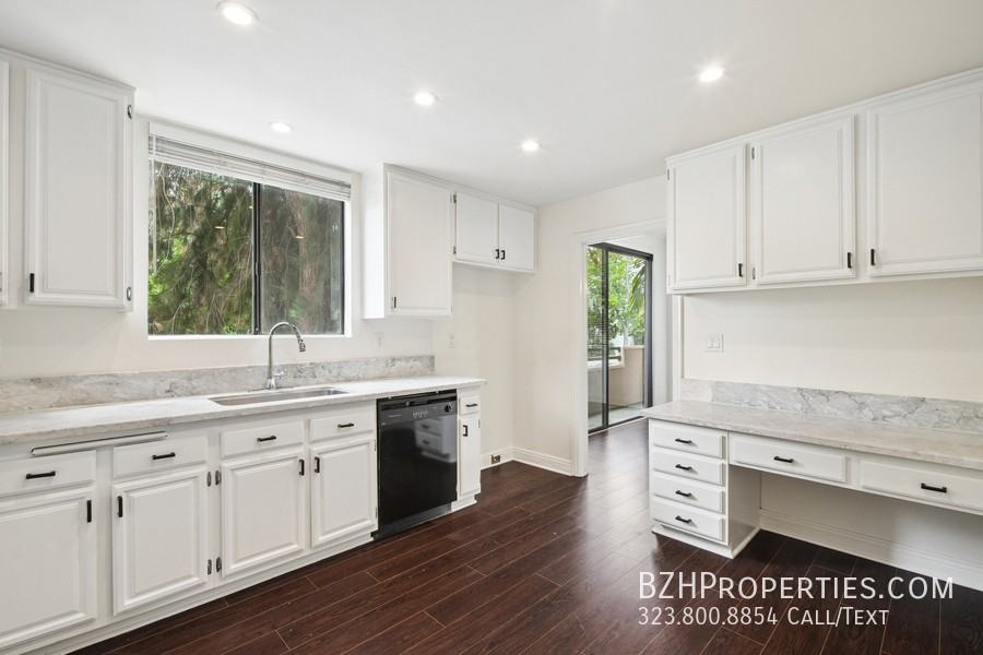 8865 Alden Dr #101 - Photo 7 of 23