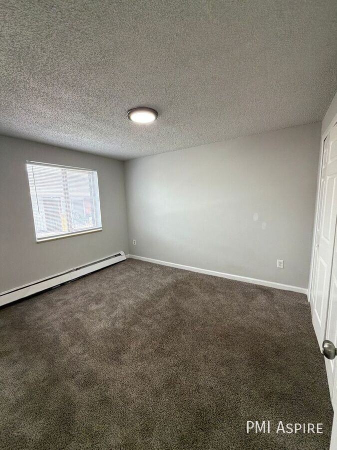 1463 Macon St #304 - Photo 2 of 5