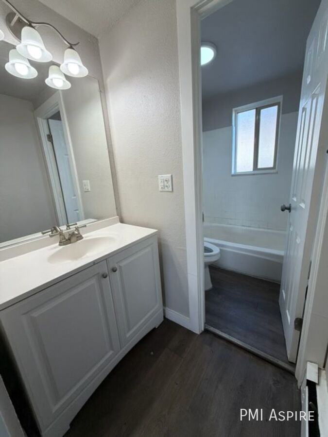 1463 Macon St #306 - Photo 4 of 5