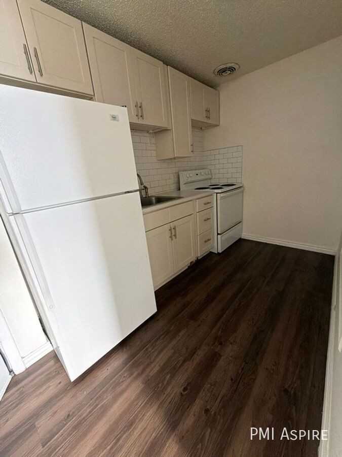 1463 Macon St #306 - Photo 5 of 5