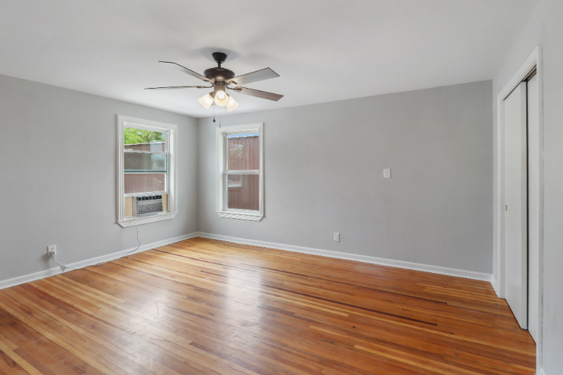 4108 Auburn St #B - Photo 7 of 9