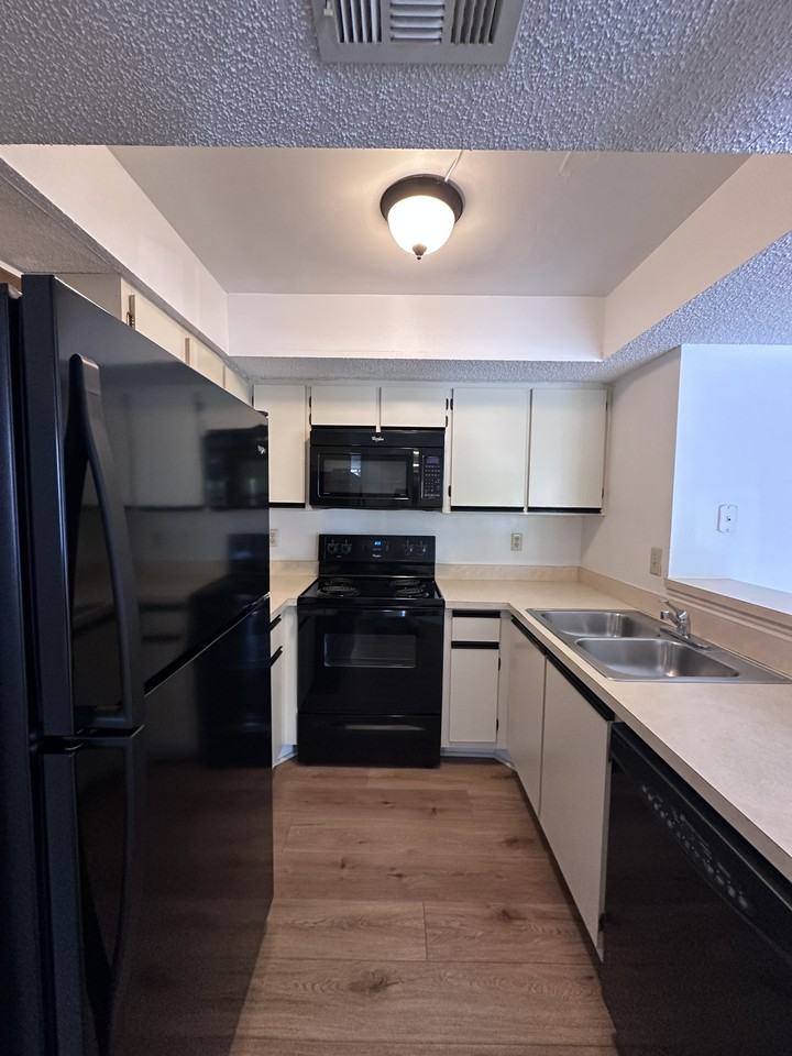 19505 Quesada Ave #M207 - Photo 6 of 11