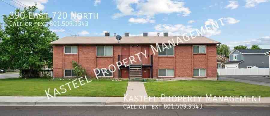 390 E 720 N - Photo 3 of 16