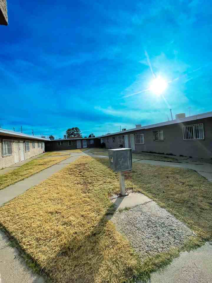 4426 Moonlight Ave #NO4 - Photo 3 of 16