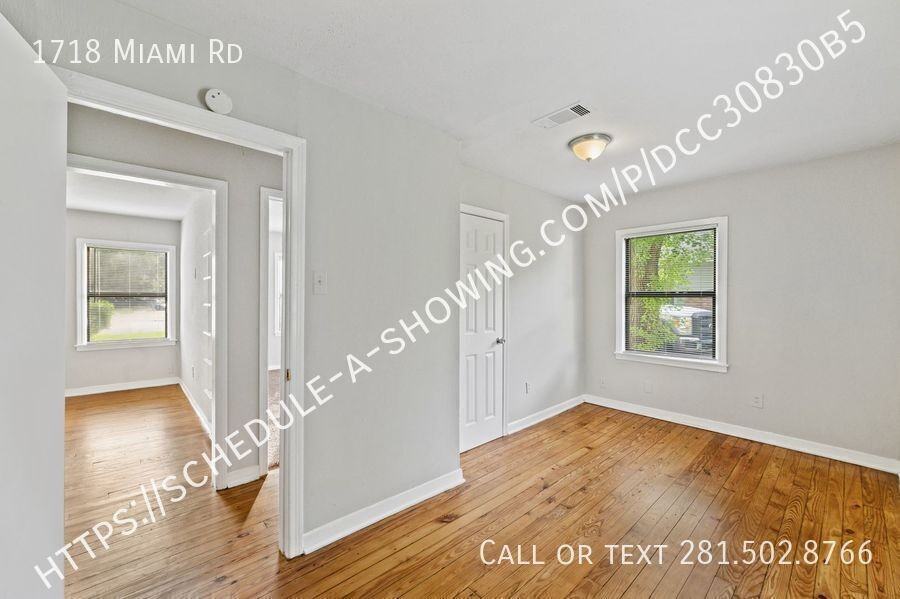 1718 Miami Rd - Photo 6 of 17