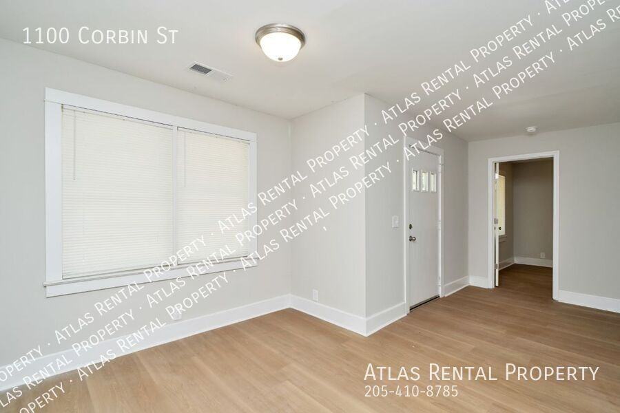 1100 Corbin St - Photo 7 of 21
