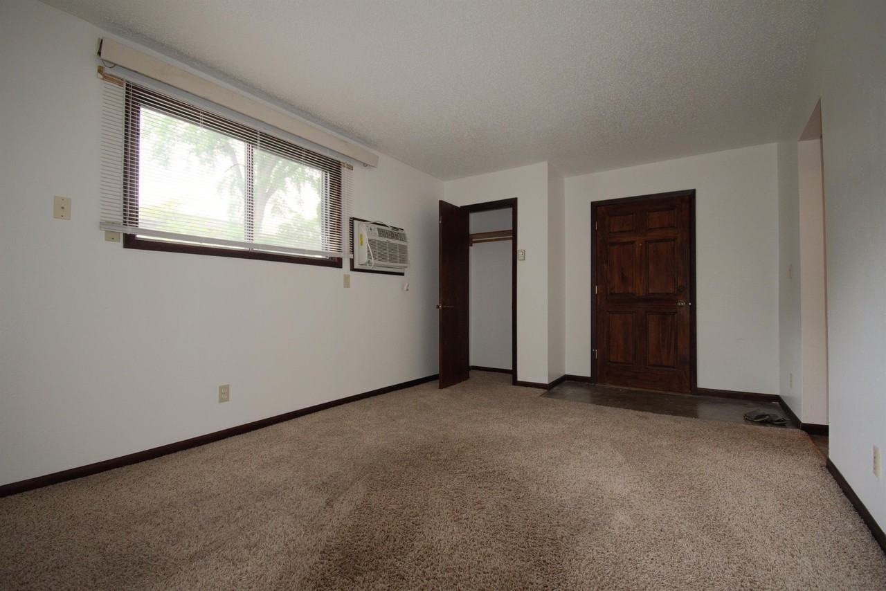 803 8th St N #4 - Photo 7 of 7