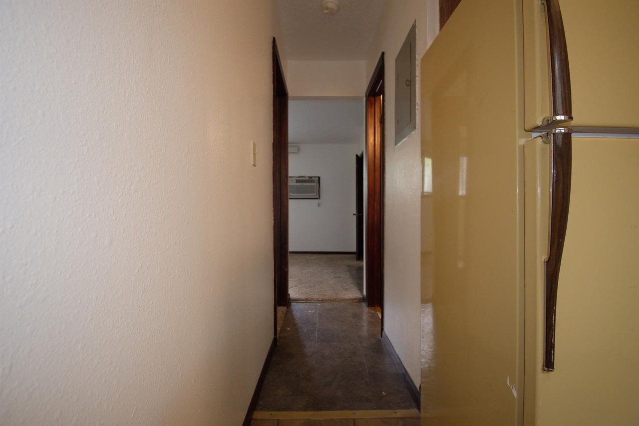 803 8th St N #4 - Photo 6 of 7