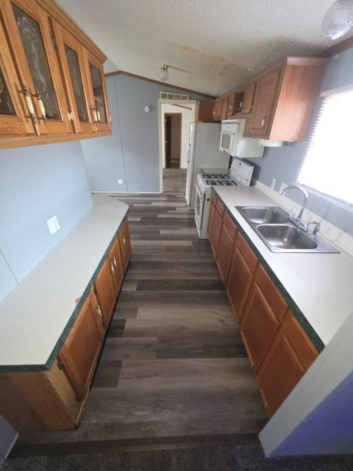 905 W 37Th Ave Hobart Indiana #6 - Photo 4 of 13