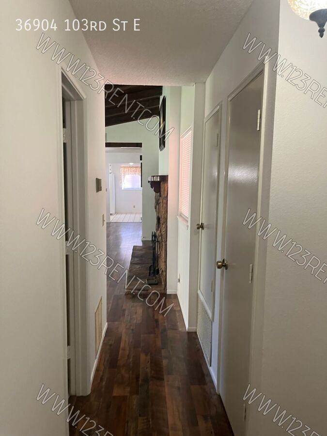 36904 103rd St E - Photo 5 of 29