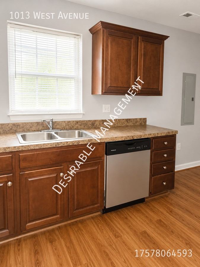 1013 West Ave - Photo 7 of 16