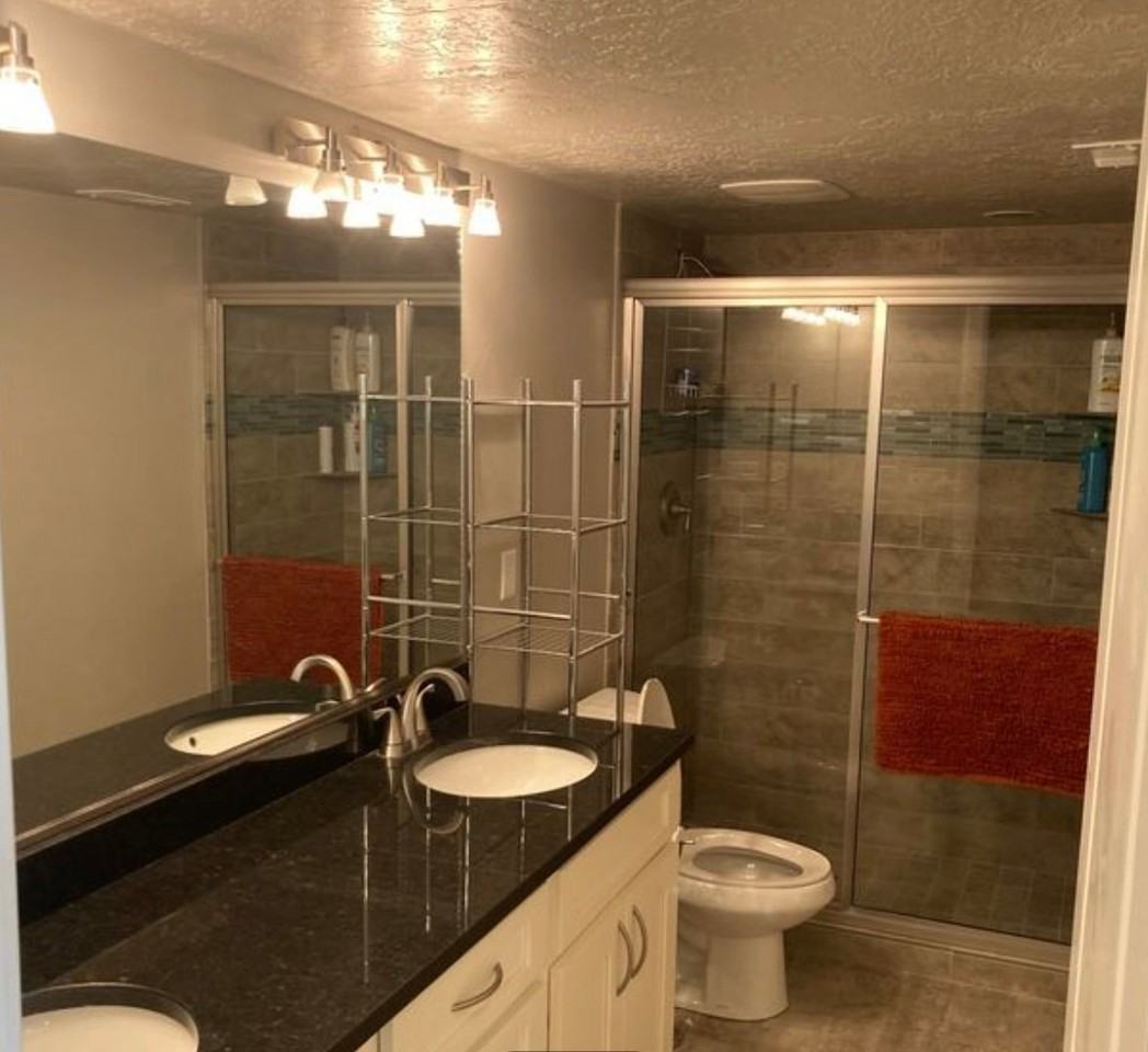 1703 N Lyndi Ln - Photo 6 of 8