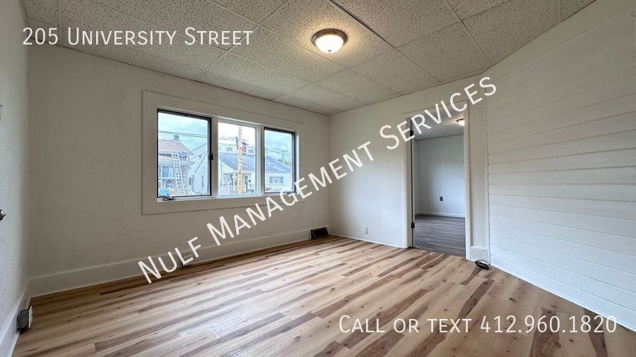 205 University St - Photo 3 of 20