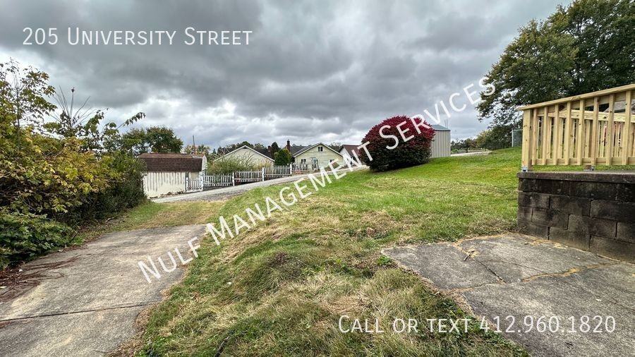 205 University St - Photo 5 of 20