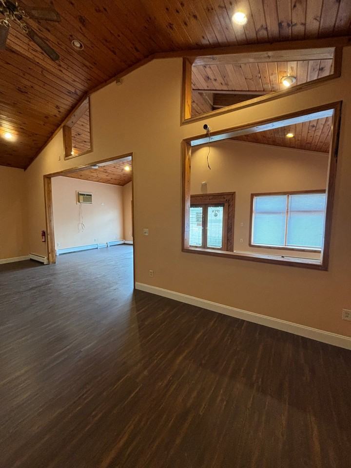 86 E North St #3 - Photo 4 of 19