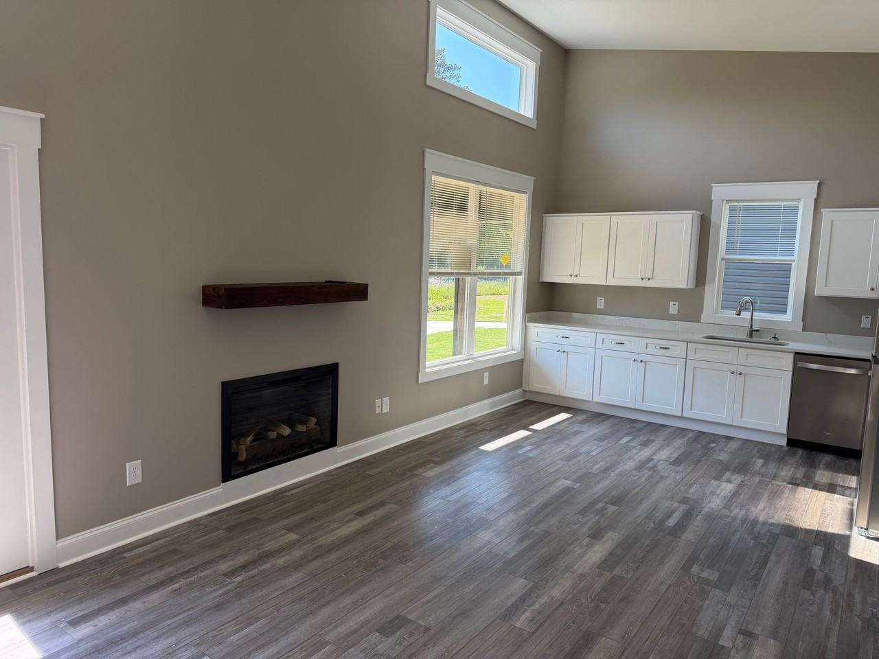 1270 Tunnel Hill Varnell Rd Nw - Photo 3 of 8