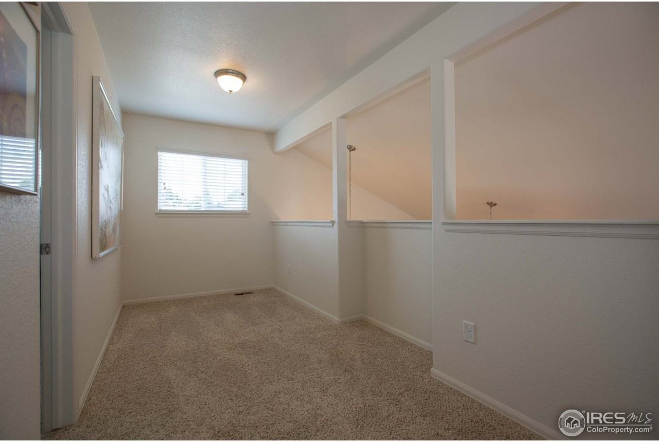 2508 Marshfield Ln - Photo 4 of 25