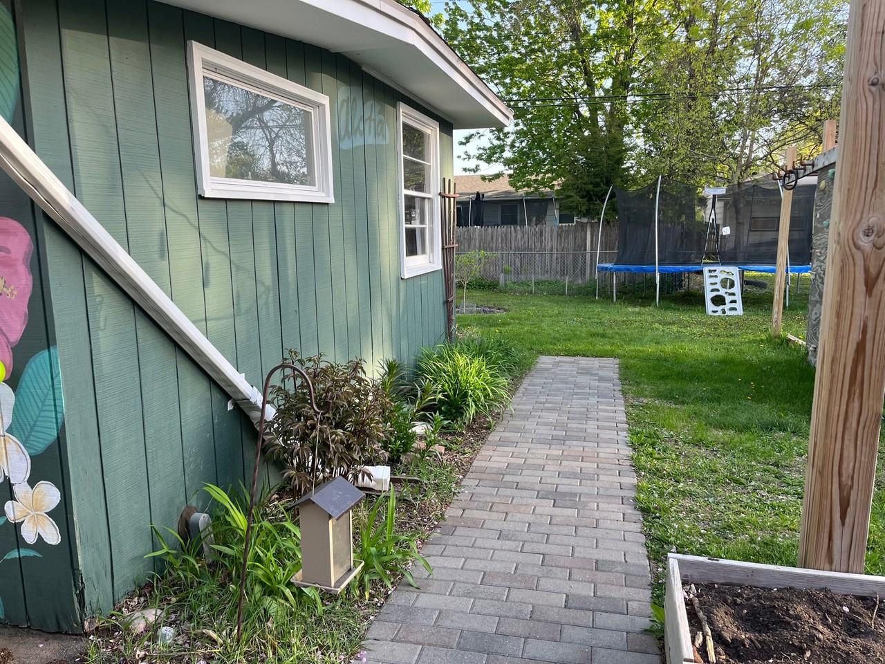 2063 Coral Ln - Photo 3 of 12
