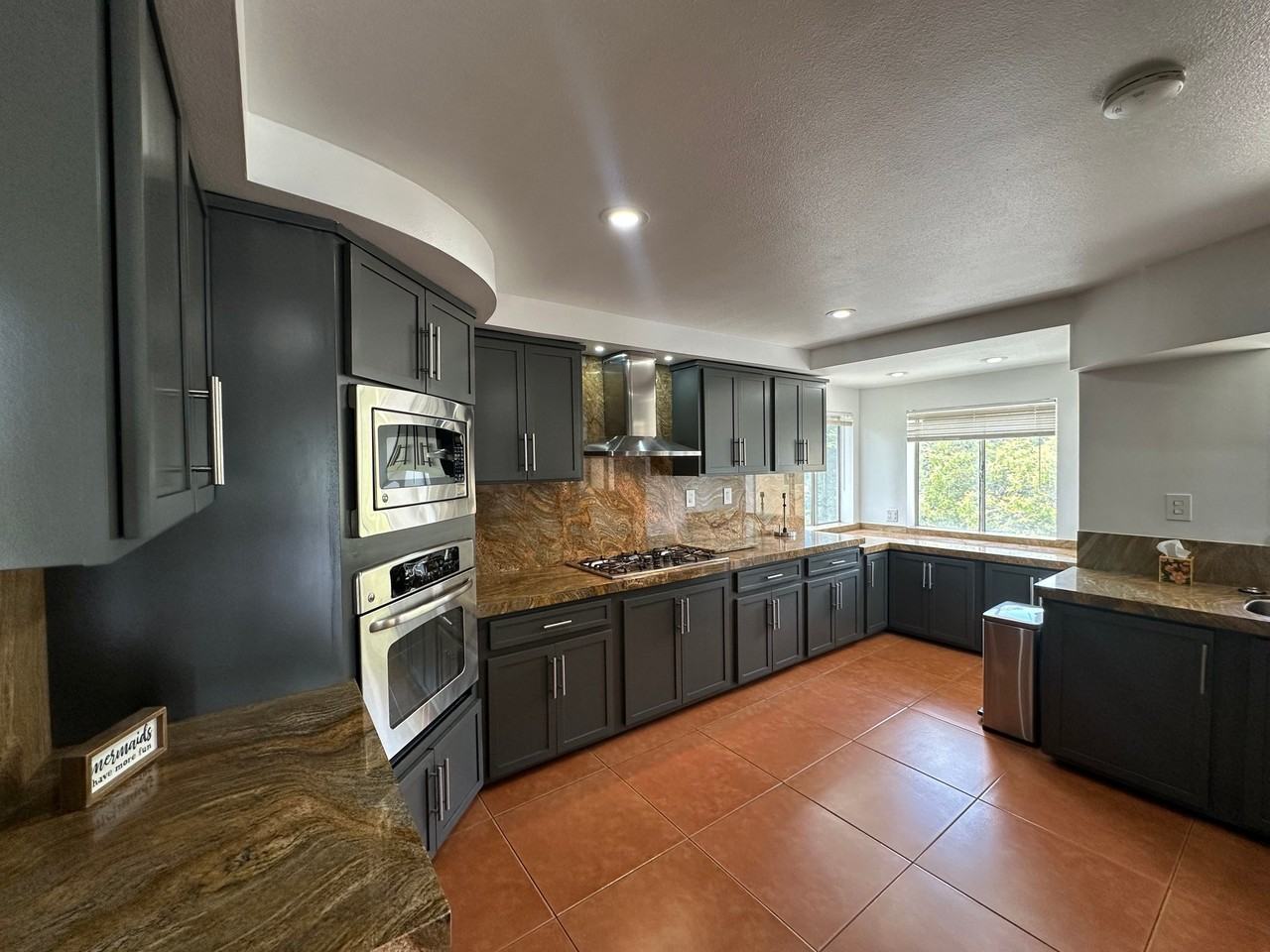 68245 Marina Rd - Photo 2 of 18