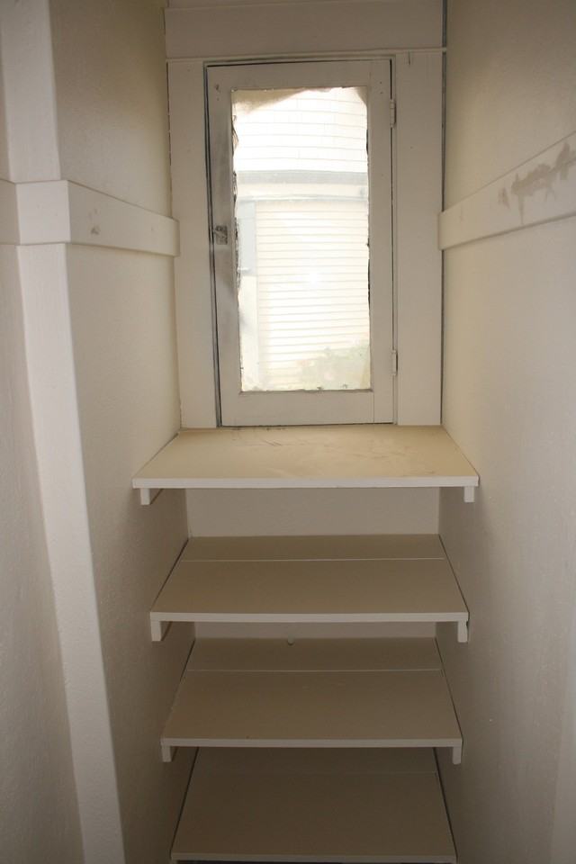 1424 W 37th Dr #1 - Photo 4 of 7