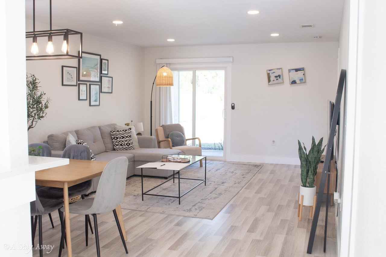 8 Bay Acres Ave - Photo 2 of 15