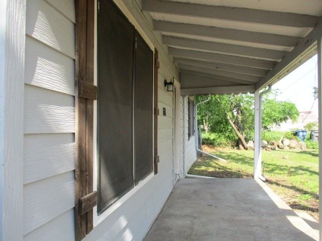 610 Jefferson Ave - Photo 2 of 10
