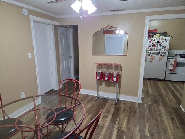 1737 22nd Ave N - Photo 6 of 15