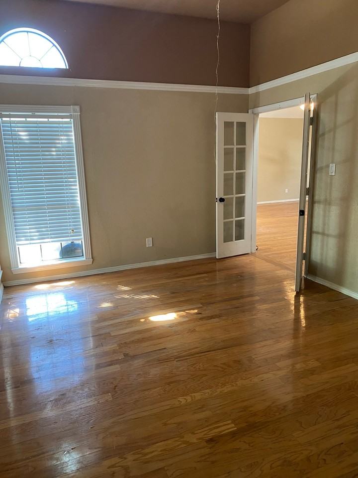 5203 Sutton Ct - Photo 4 of 5